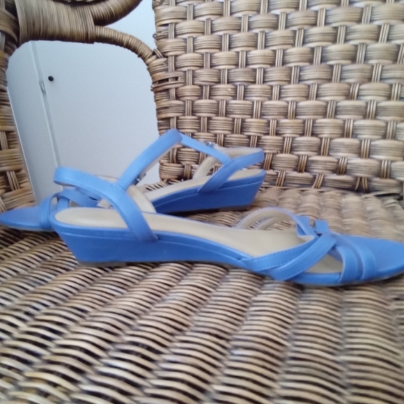 Talbots Sandal - Picture 2 of 4